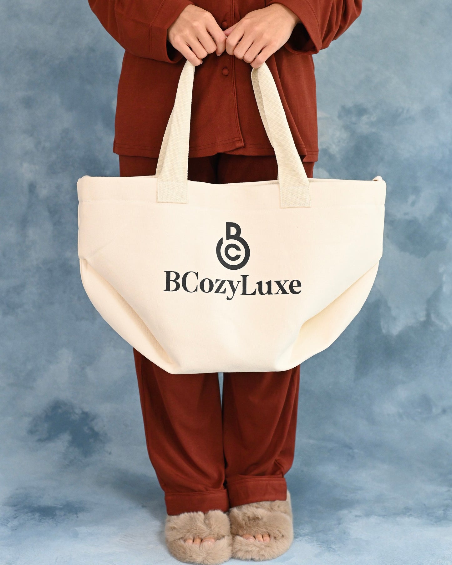 Neutral canvas tote bag designed for everyday use